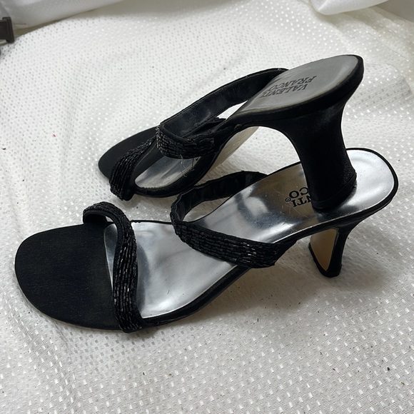 Valenti Franco Women’s Black Beaded Sandal Size 9 (5) - Picture 6 of 7